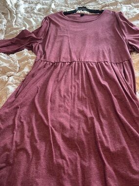 Women's Midi Ruffled Waist Dress in Burgundy